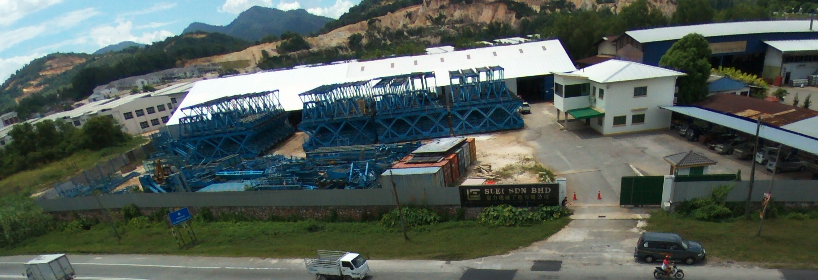 { "product_id": "090C", "uuid": "60BA71A87FF38537E64D977E5D5666ED", "run_date": "2016-02-27T142922+0000", "filename": "Bebop_2_2016-02-27T143028+0000_60BA71.jpg", "media_date": "2016-02-27T143028+0000" }